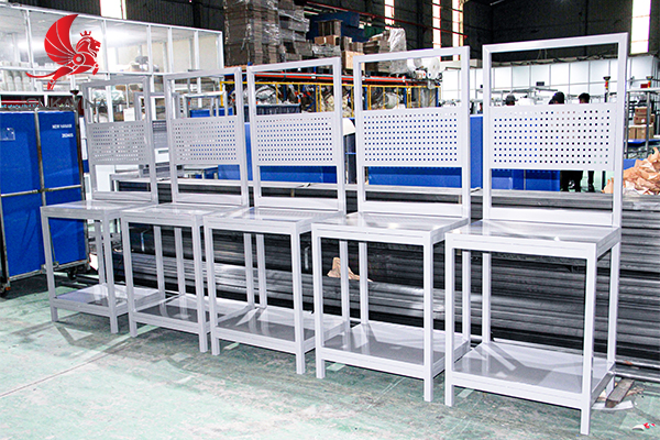 Bàn thao tác kỹ thuật tối ưu không gian làm việc 